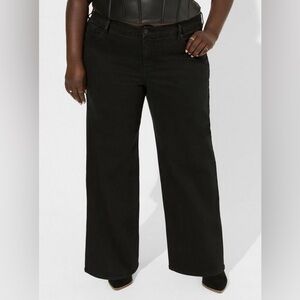 Torrid Perfect Wide Leg Vintage Stretch Mid-Rise Jean Size 22 NWT Brand New